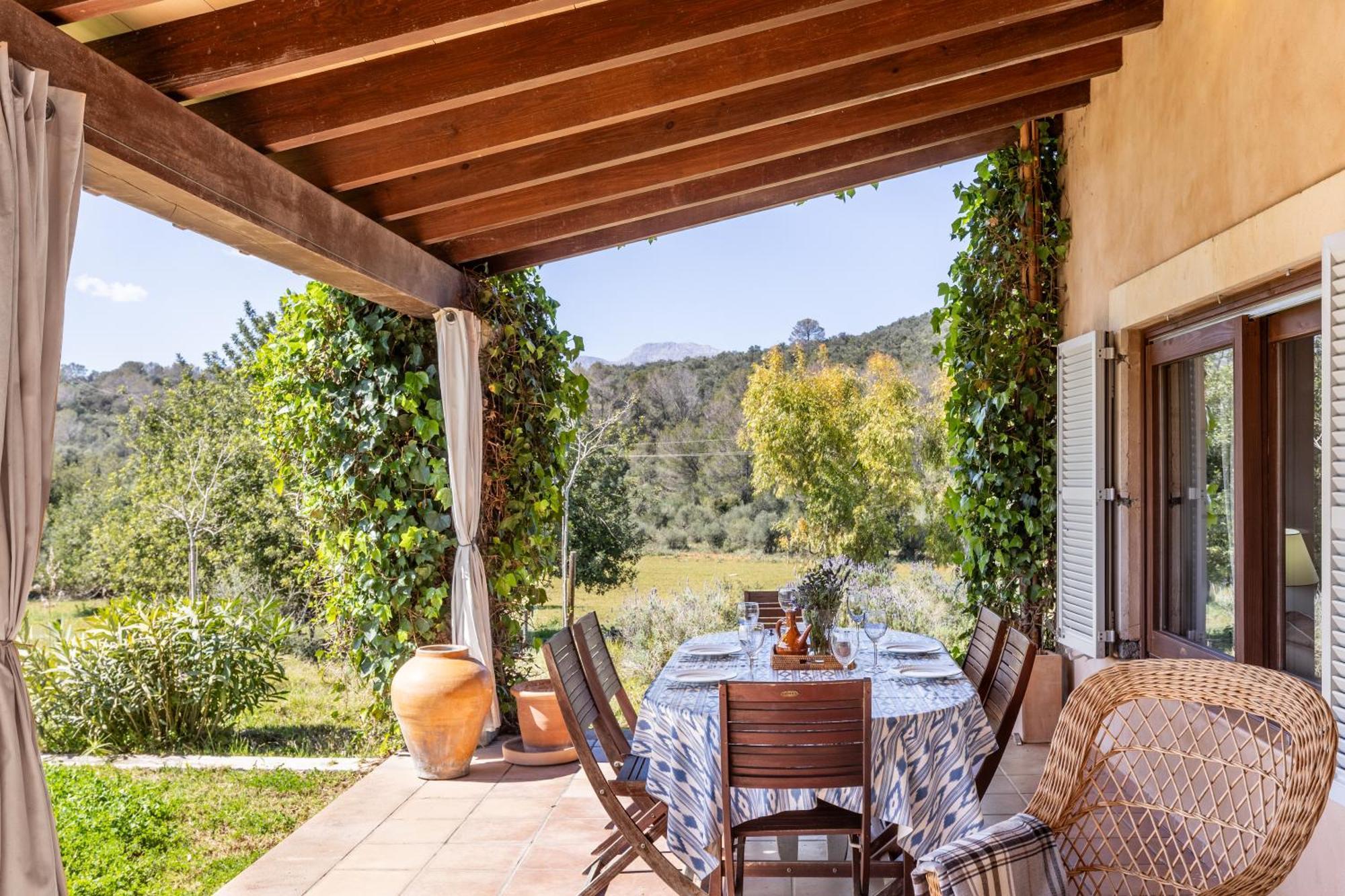 Mallorca Countryside With Pool And Nature Landhaus